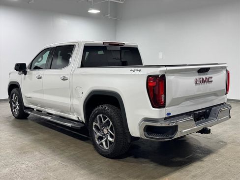 Used 2023 GMC Sierra 1500 SLT w/ SLT Premium Package image 6