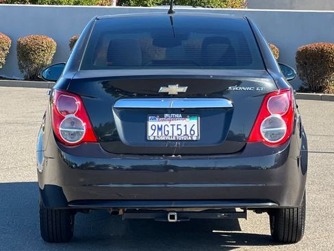 Used 2014 Chevrolet Sonic LT w/ Advanced Safety Package FWD image 8