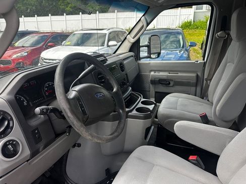 Used 2019 Ford E-450 and Econoline 450 Super Duty w/ Power Windows & Locks Group RWD image 14