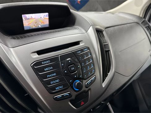 Used 2017 Ford Transit 150 XLT image 22