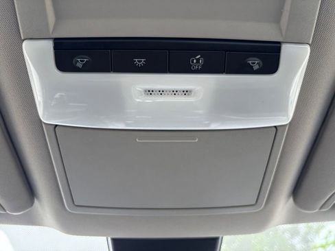 Used 2024 Nissan Altima 2.5 SV image 30