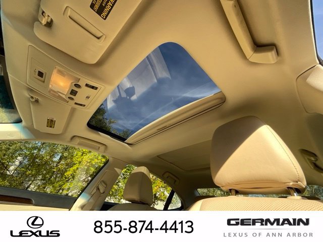 Used 2015 Lexus ES 350 w/ Ultra Luxury Package FWD image 21