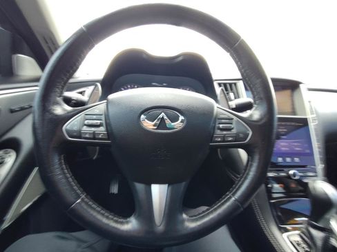 Used 2017 INFINITI Q50 Red Sport 400 image 17