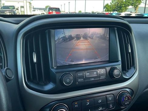Used 2016 Chevrolet Colorado Z71 AWD/4WD image 15