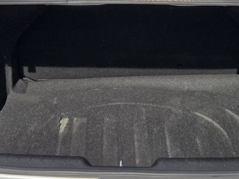 Used 2025 Hyundai Elantra Sport FWD image 30