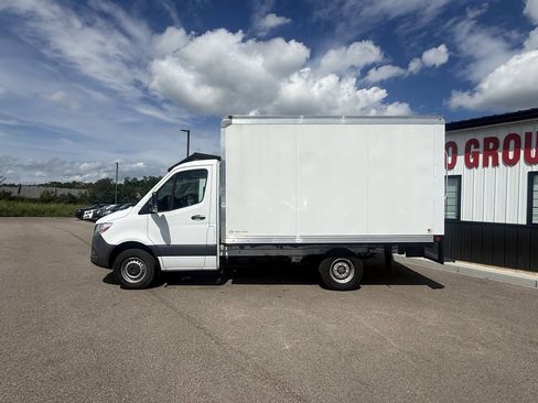 Used 2024 Mercedes-Benz Sprinter 3500 image 10