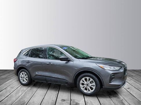 Used 2023 Ford Escape Active w/ Tech Pack #1 FWD image 7