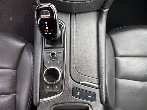 Used 2023 Cadillac XT5 Premium Luxury image 36