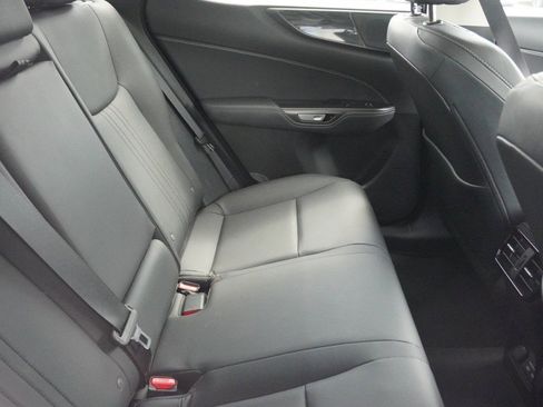 Used 2025 Lexus NX 250 FWD w/ Towing Package (2000 Lbs) image 12