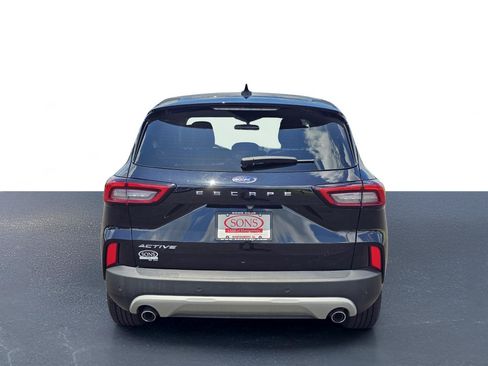 Used 2025 Ford Escape Active w/ Tech Pack #1 FWD image 11