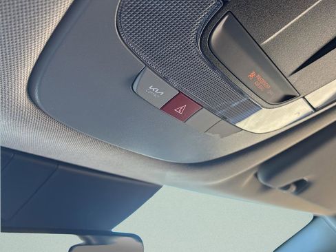New 2026 Kia Sportage EX image 28
