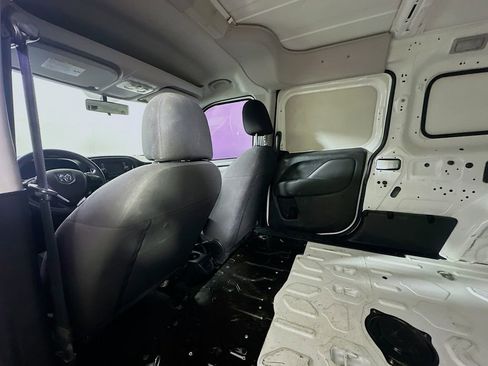 Used 2020 RAM ProMaster City Tradesman FWD image 13
