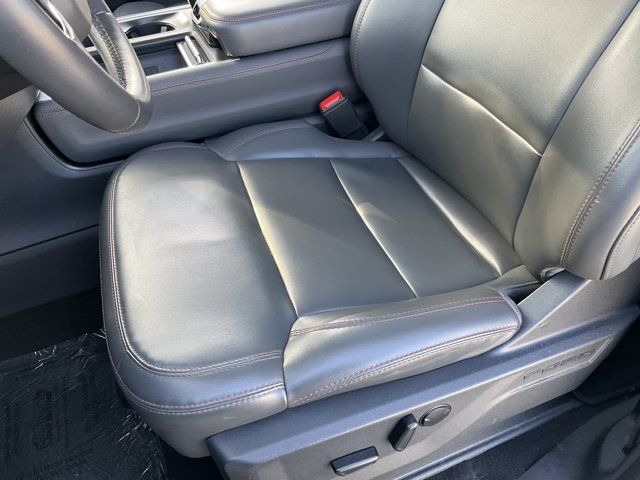 Used 2025 Ford Expedition Max Active AWD/4WD image 9