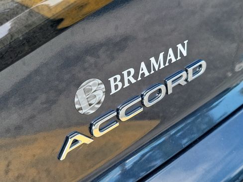 Used 2023 Honda Accord EX-L image 5