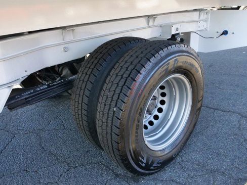 Used 2023 Mercedes-Benz Sprinter 3500 w/ Acoustic Package image 38