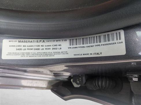 Used 2020 Maserati Ghibli S GranSport image 26