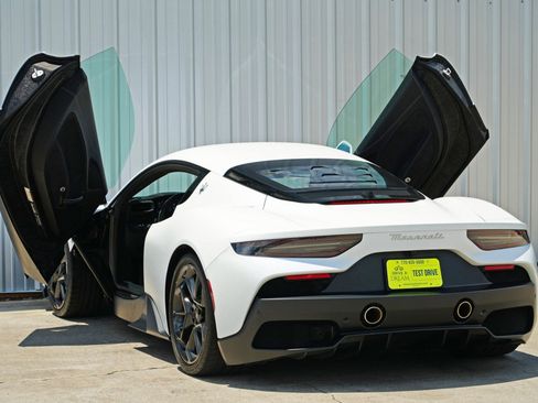 Used 2023 Maserati MC20 Coupe image 55