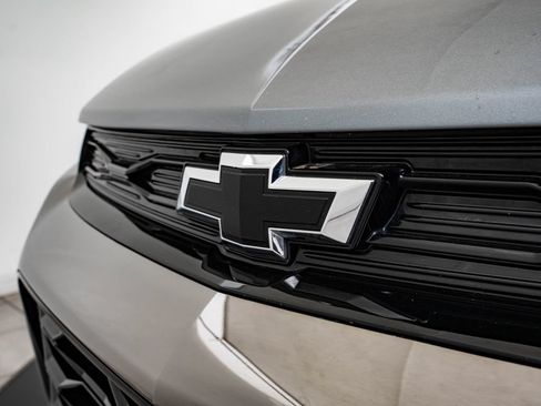 Used 2023 Chevrolet TrailBlazer RS w/ Convenience Package FWD image 3