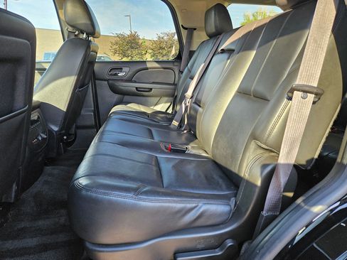 Used 2013 Chevrolet Tahoe LT AWD/4WD image 27