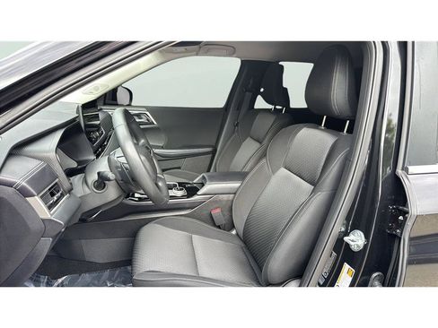 Used 2026 Mitsubishi Outlander ES FWD image 11
