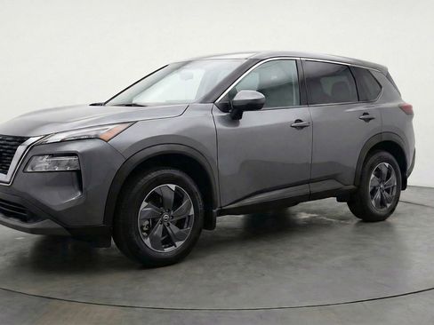 Used 2025 Nissan Rogue SV AWD/4WD image 3