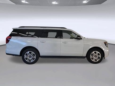 Used 2025 Ford Expedition Max Active RWD image 6