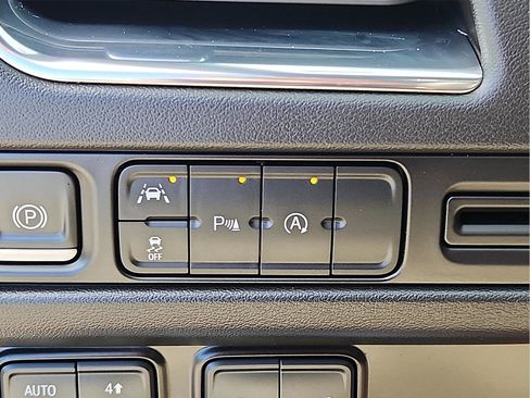 Used 2023 Chevrolet Tahoe RST AWD/4WD image 30