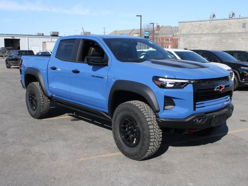 New 2026 Chevrolet Colorado ZR2 w/ ZR2 Bison Edition image 3