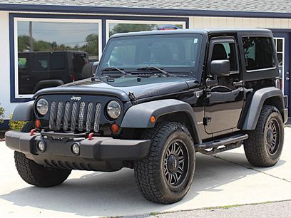 Used 2012 Jeep Wrangler Rubicon w/ PWR Convenience Group