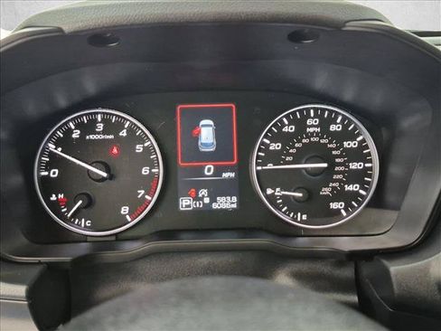 Used 2025 Subaru Impreza 2.0i Sport AWD/4WD image 11
