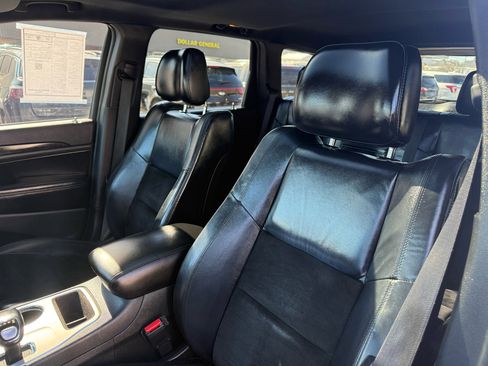 Used 2015 Jeep Grand Cherokee Altitude image 17