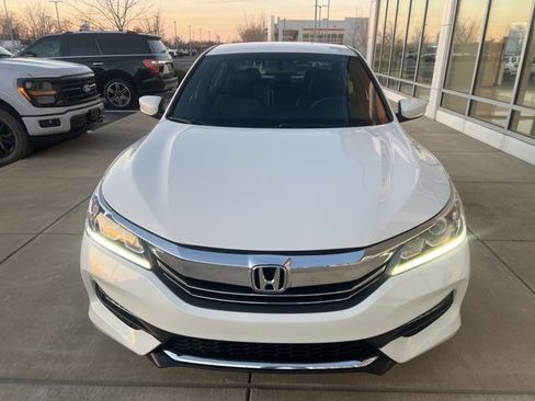 Certified 2017 Honda Accord Sport Special Edition image 9