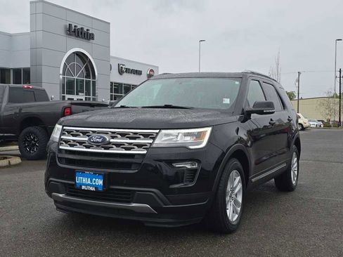 Used 2018 Ford Explorer XLT w/ Equipment Group 202A AWD/4WD image 1