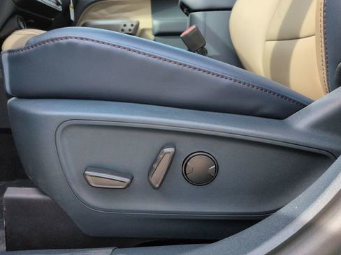 New 2026 Ford Maverick Lariat image 20