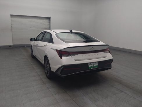 Used 2025 Hyundai Elantra Sport FWD image 5