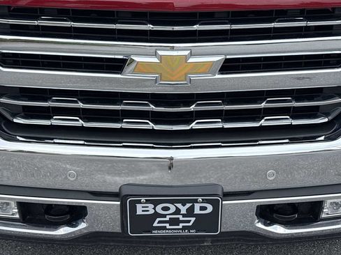 Used 2019 Chevrolet Silverado 1500 LTZ w/ LTZ Plus Package AWD/4WD image 30