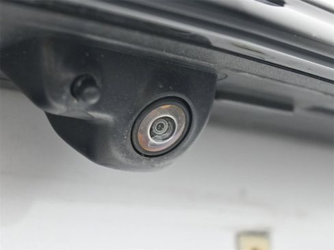 Certified 2023 Cadillac XT6 Sport w/ LPO, ONYX Package image 24