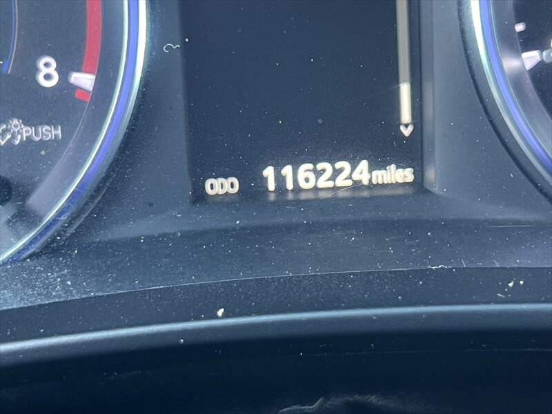 Used 2014 Toyota Highlander XLE FWD image 35