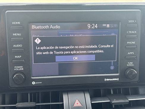 Used 2021 Toyota RAV4 LE AWD/4WD image 20