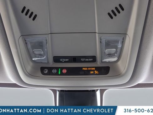 Used 2025 Chevrolet Blazer LT image 12