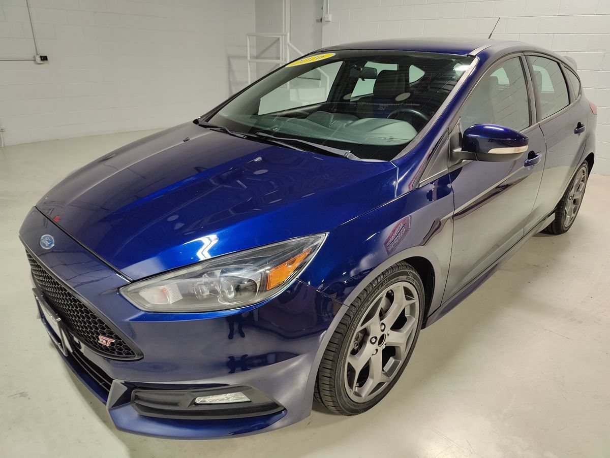 Used 2016 Ford Focus ST w/ Equipment Group 401A FWD image 17