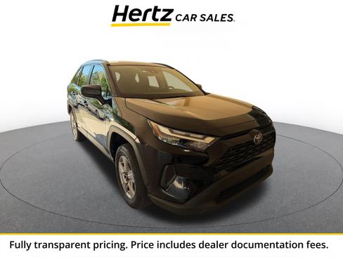 Used 2025 Toyota RAV4 LE AWD/4WD image 1