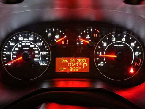 Used 2021 RAM ProMaster City Tradesman SLT image 15