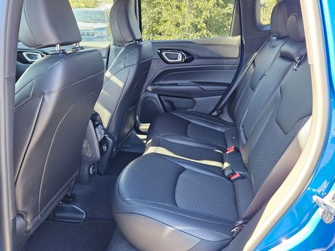 New 2026 Jeep Compass Latitude AWD/4WD image 11