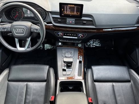 Used 2018 Audi Q5 2.0T Premium Plus w/ Premium Plus Package image 10