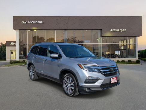 Used 2018 Honda Pilot Elite image 1