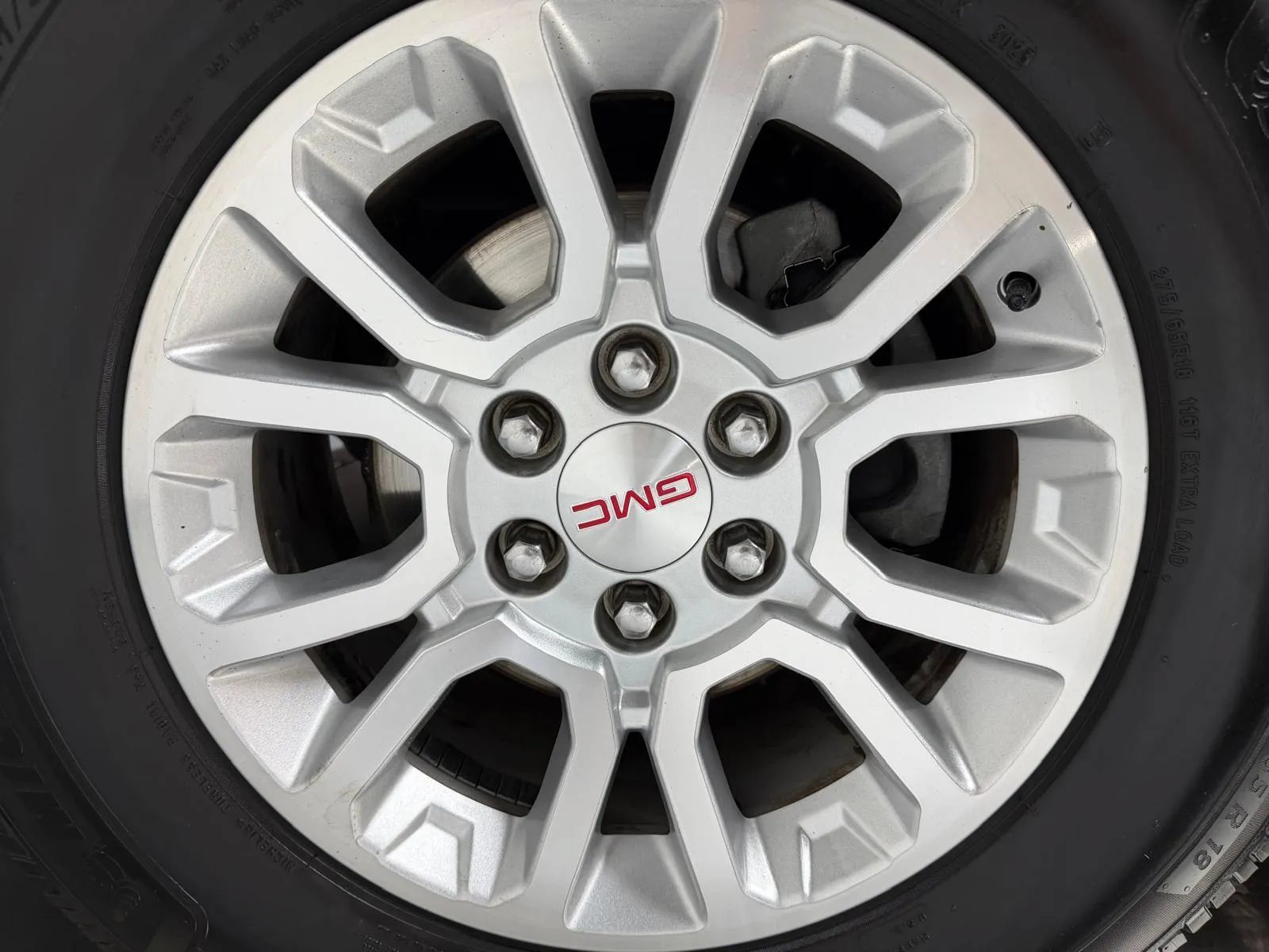 Used 2016 GMC Yukon XL SLT w/ Open Road Package RWD image 8