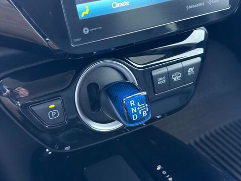 Used 2022 Toyota Prius Prime XLE FWD image 26