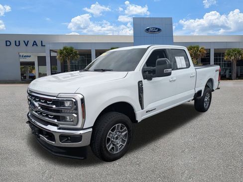Used 2024 Ford F250 Lariat image 7