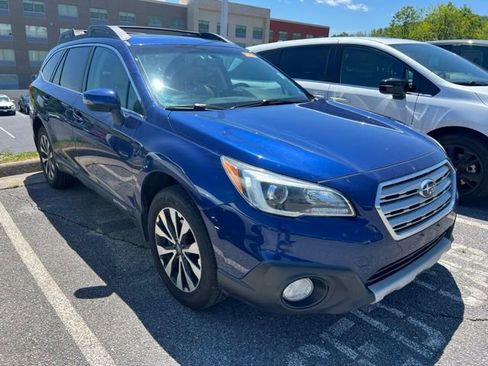 Used 2015 Subaru Outback 2.5i Limited AWD/4WD image 5